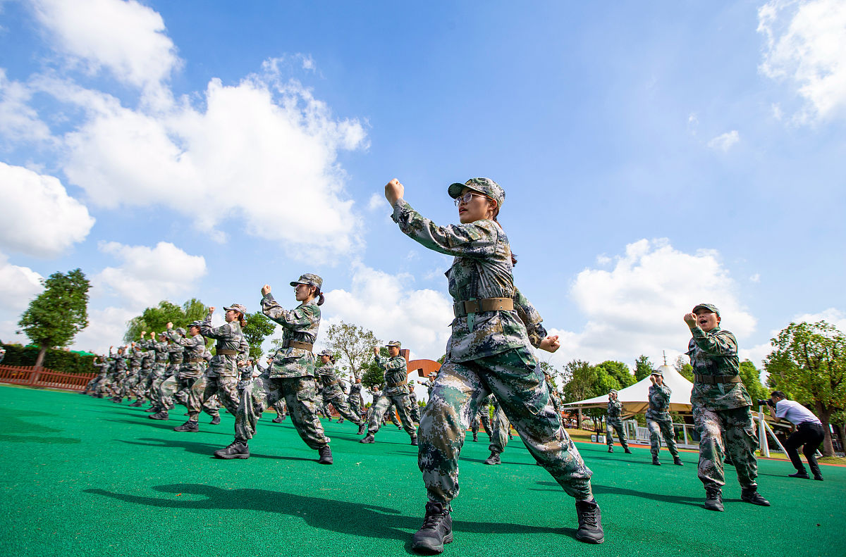 军训心得：150字踢正步感悟