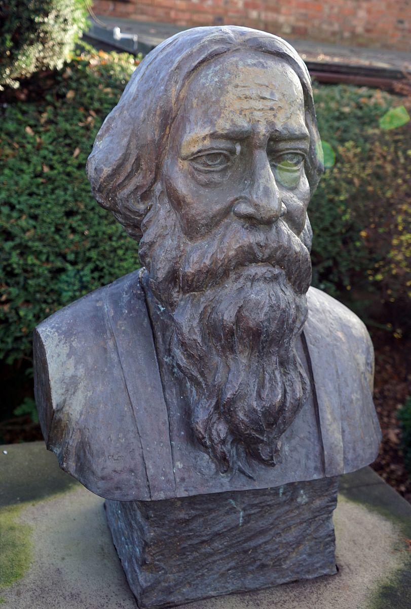 介绍一位医学史上的重要人物800字