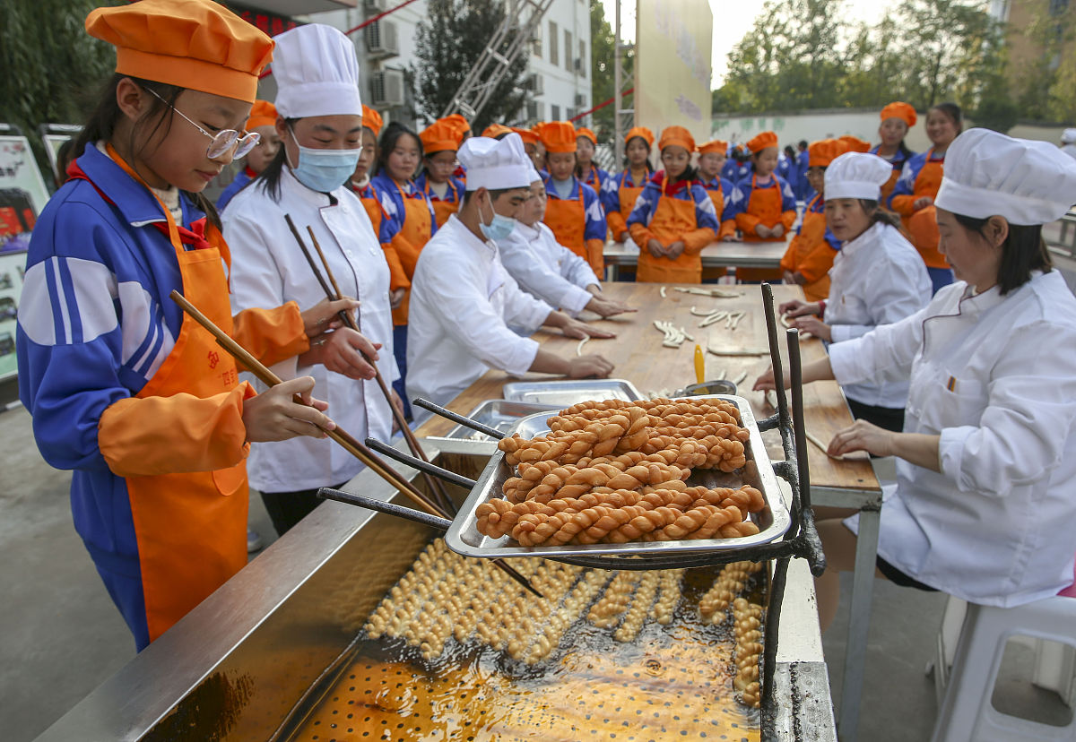 山西烹饪技工学校中西面点专业：培养面点制作人才的理想选择