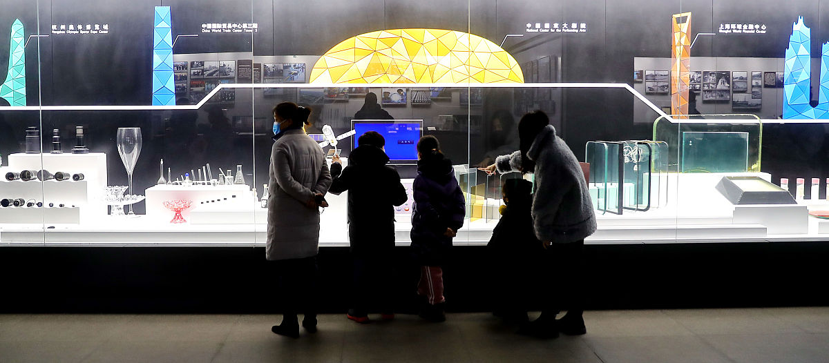 击剑动作识别程序 - 选择视频文件并设置距离阈值