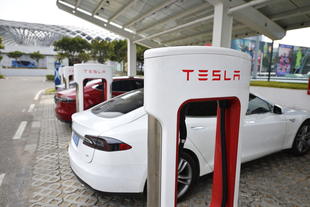tell-me-something-about-the-Tesla-charging