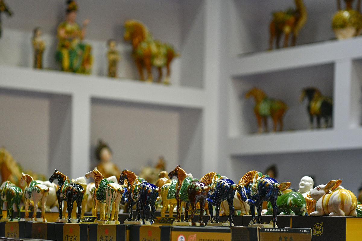 江西陶瓷工艺美术职业技术学院有高铁乘务专业吗？