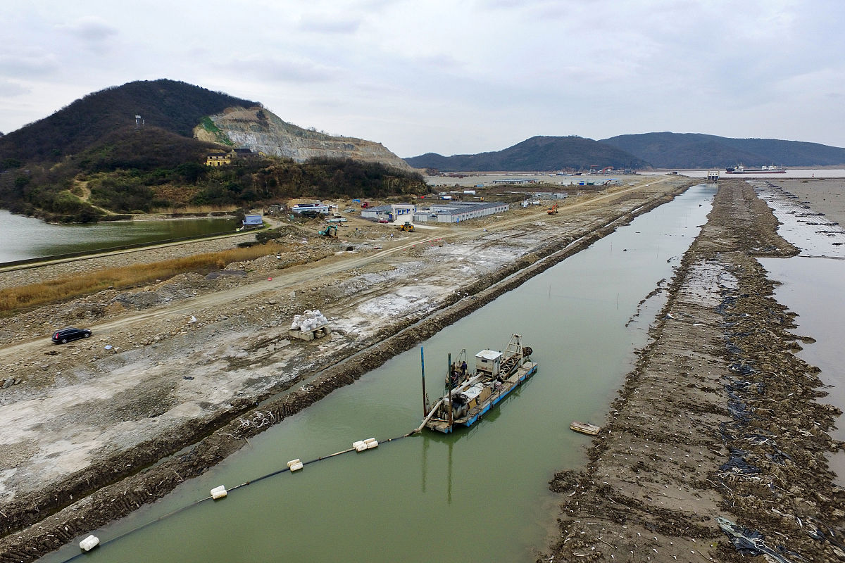 你可以具体列举萧山海岸线围垦工程的代表工程吗