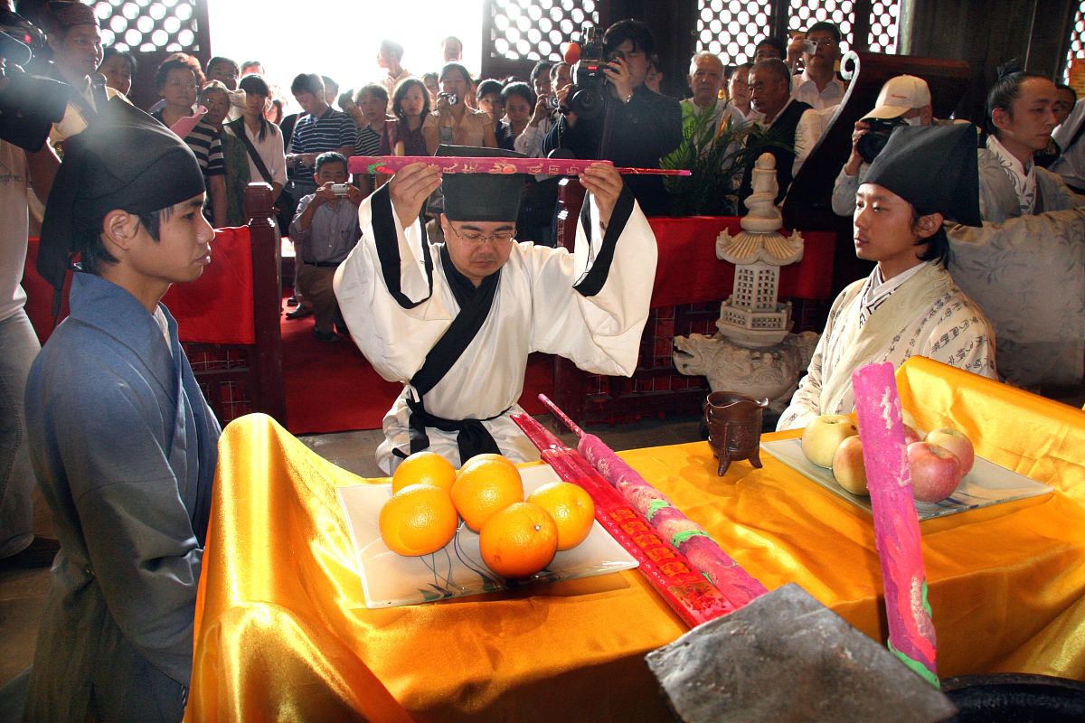 《礼记》中记载有关祭祖祭先的事例的原文
