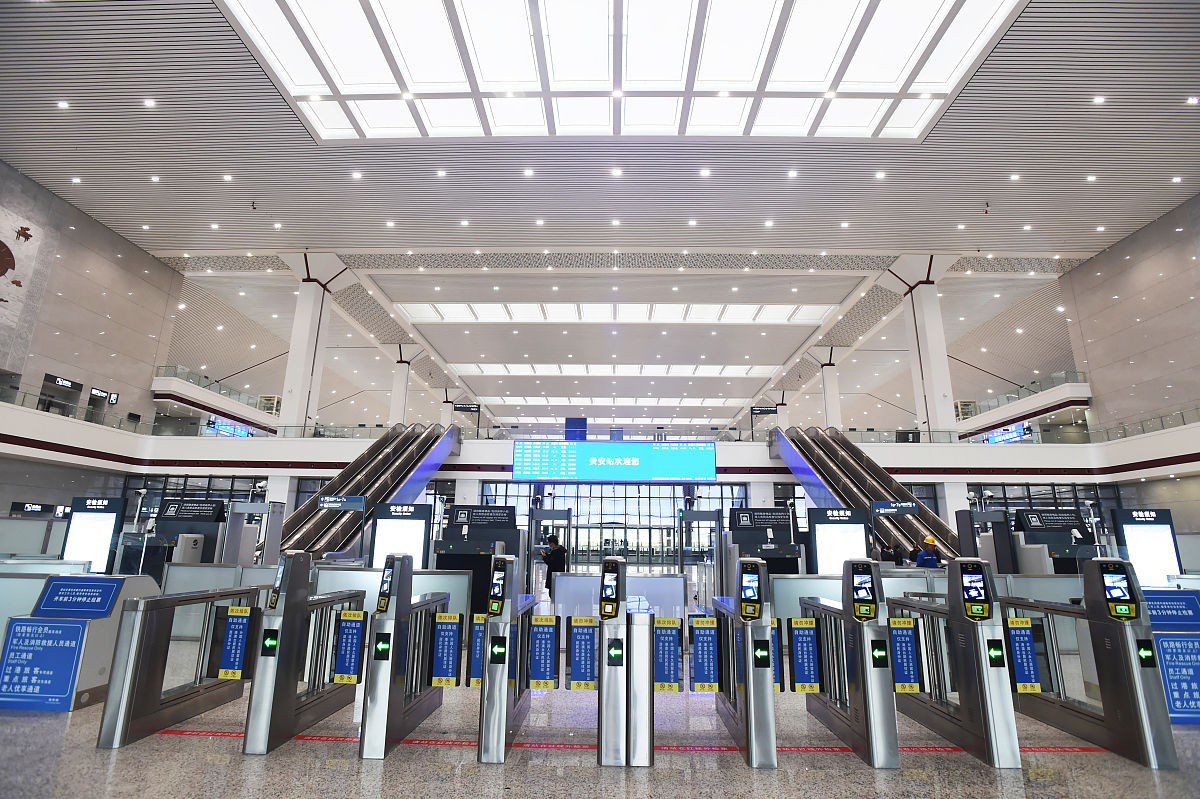 贵阳高铁学校的管理怎么样？