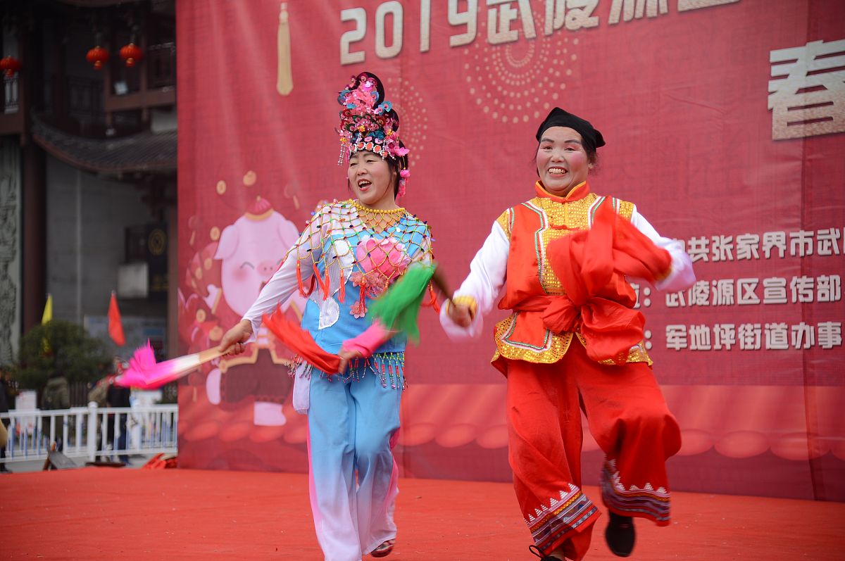 省级非遗项目伦派地秧歌创始人的外甥女可以申报传承人吗