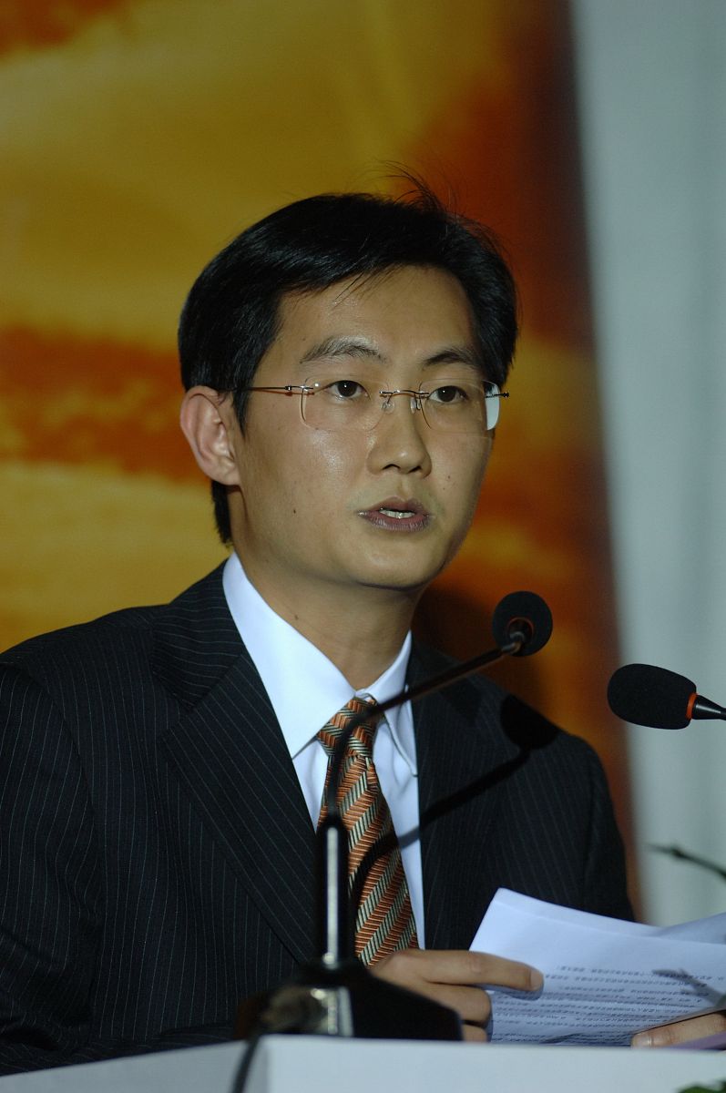 中国首富是谁？2021年财富榜揭晓