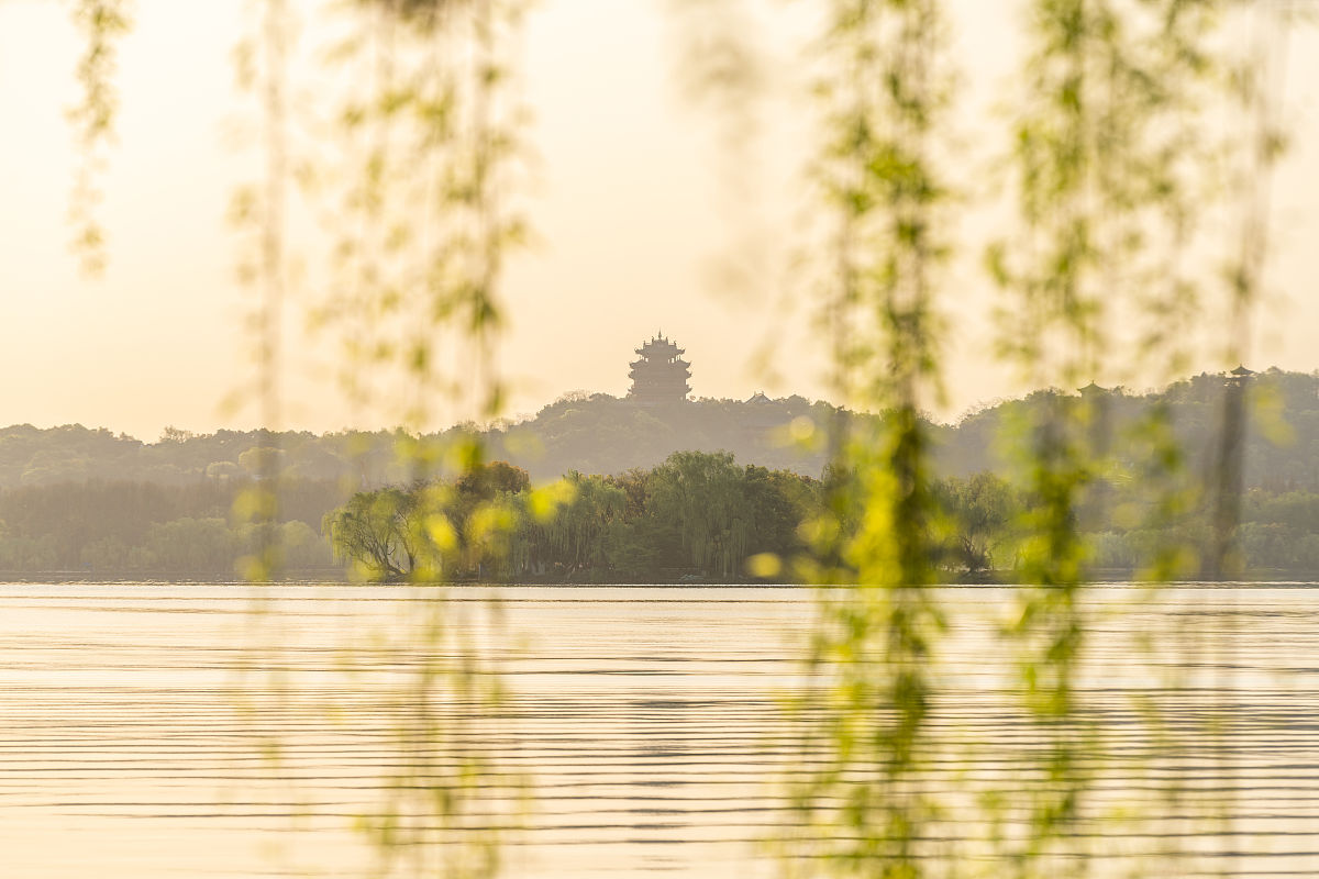 与钱塘有关的散文诗