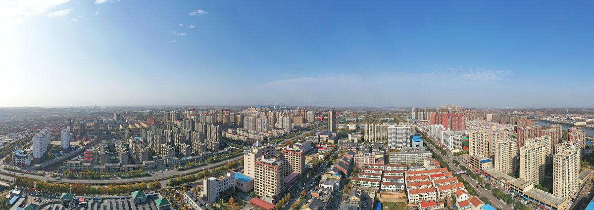 2020年10月31日,无人机拍摄的山西省临汾市襄汾县河西区道路宽广,高楼