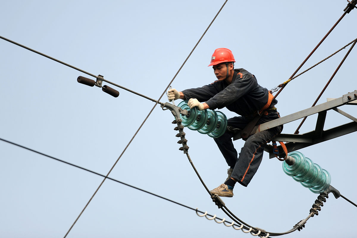 35kv高压线安全距离是多少米