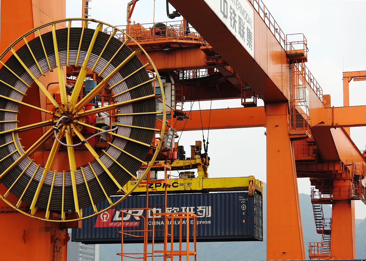 重庆铁路专业学校就业方向解析：除了铁路，还有哪些选择？