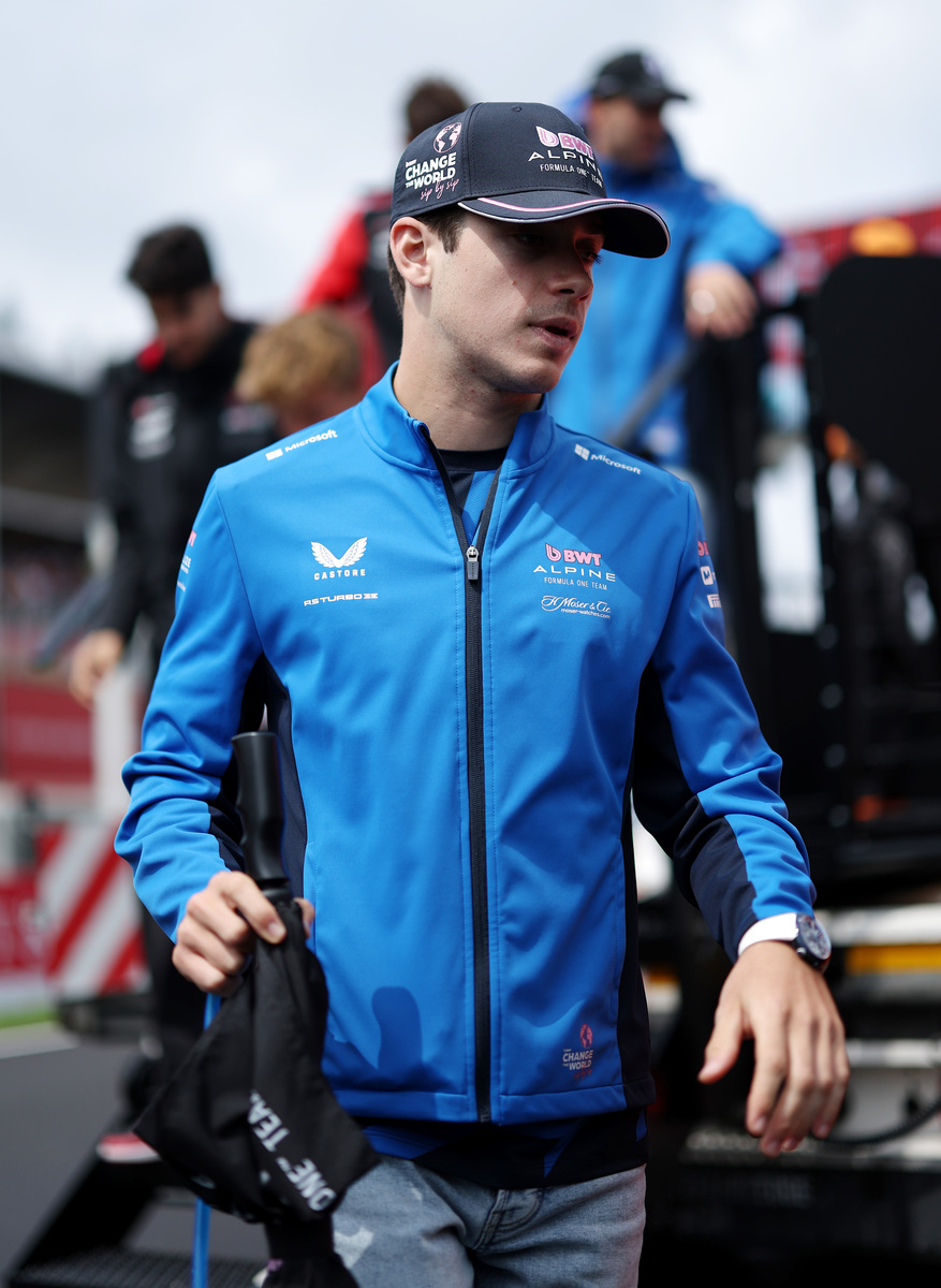 博顿运动装备：专业运动用品制造商，科技装备守护运动健康