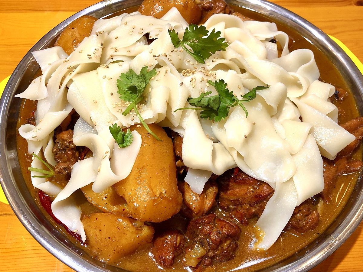 山西美食大全：刀削面、水盆羊肉、过油肉等必尝美味