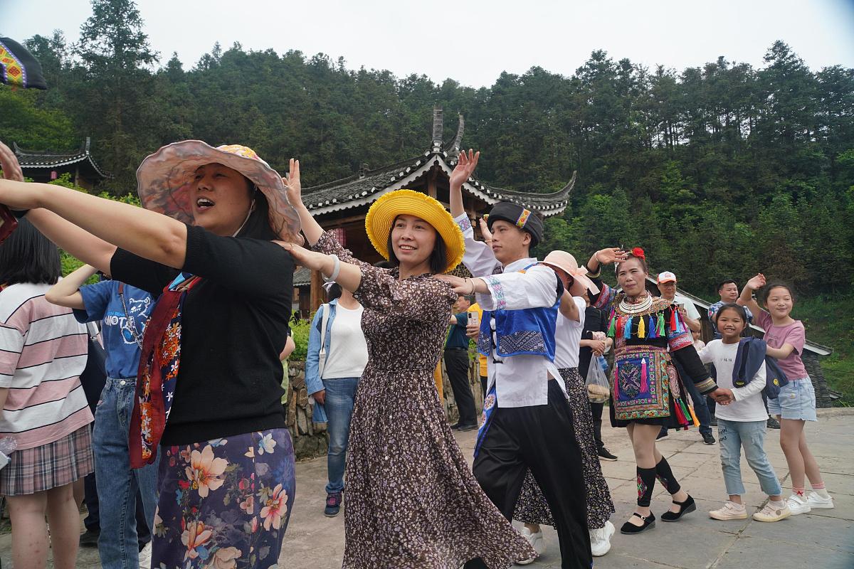 文旅融合视域下《阿诗玛》的保护与发展研究