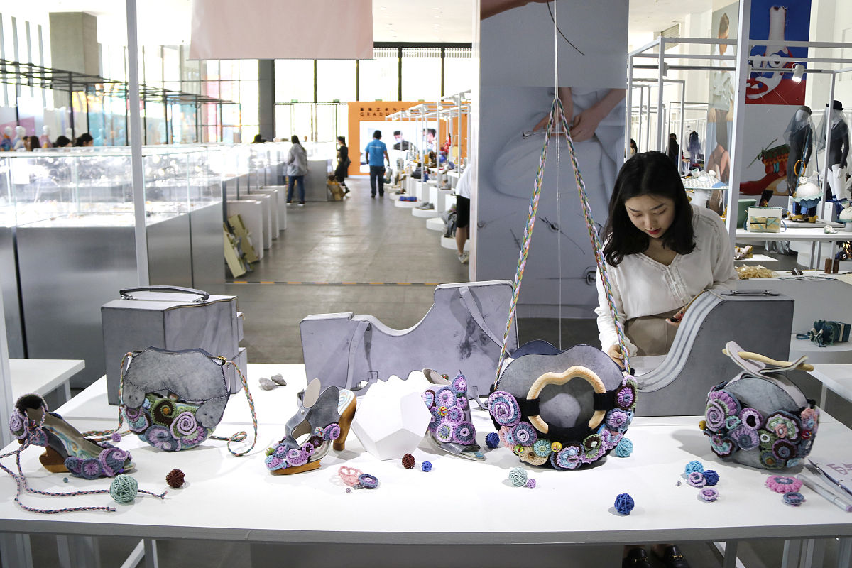 北京服装学院公共艺术专业怎么样？优势、劣势及就业前景分析