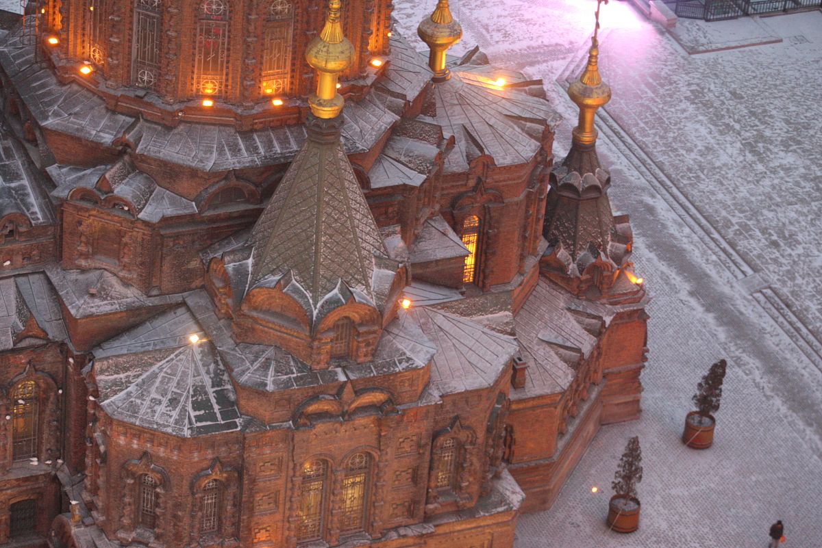 王天权探索巫师塔：揭开古老魔法的奥秘