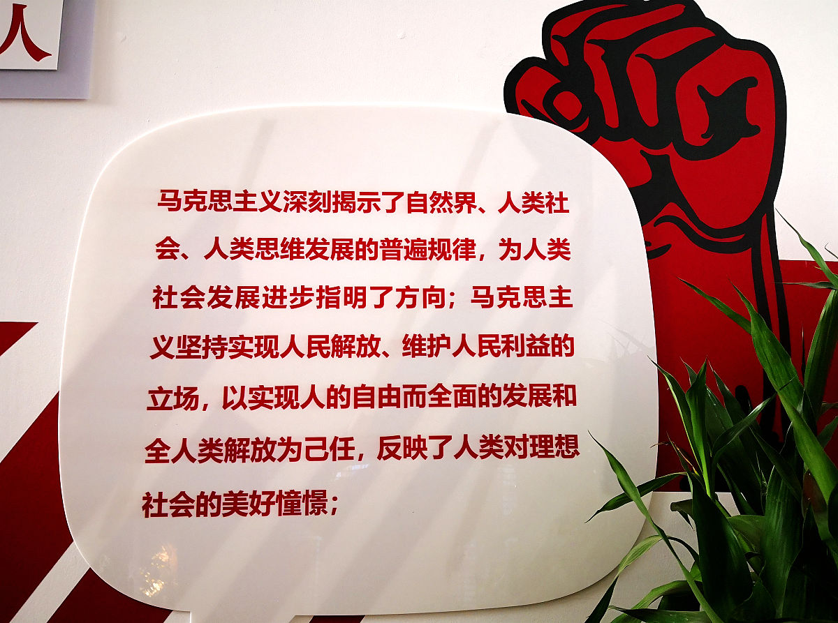 关于奉献的名言：实践与幸福的结合