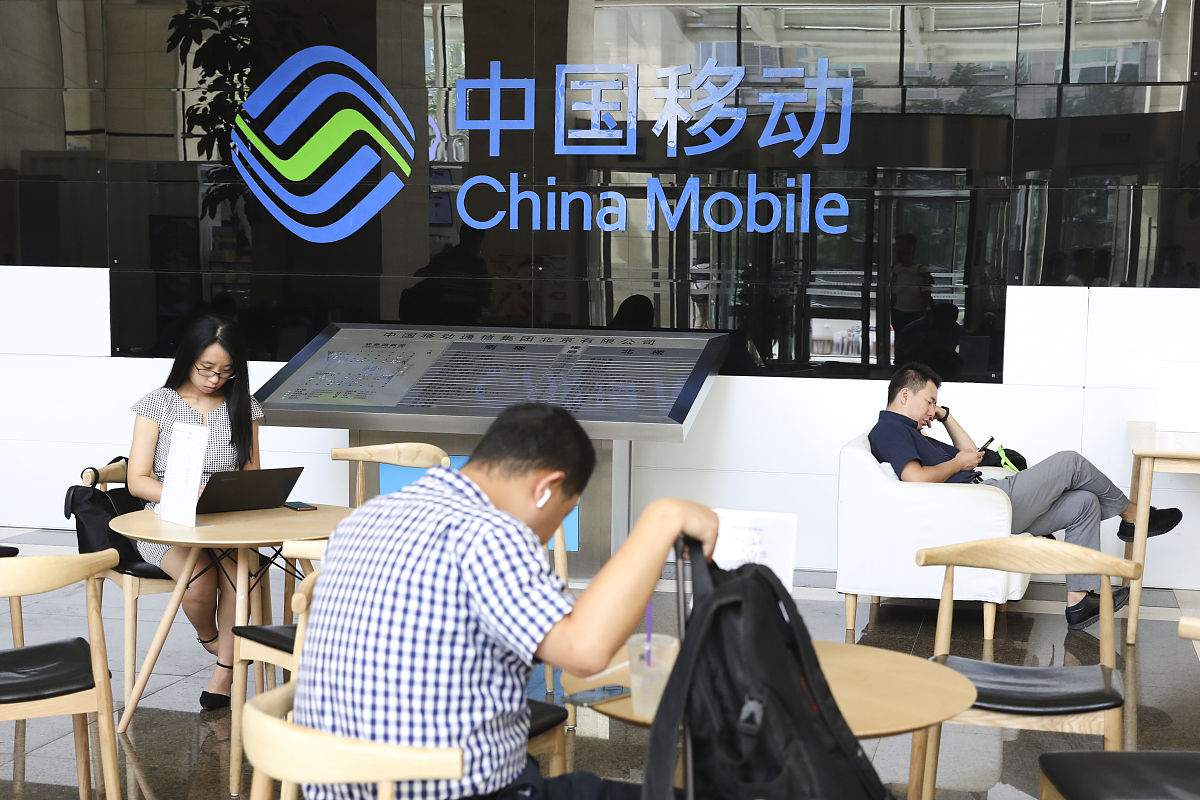 你在中国移动营业厅实习负责弱电监控网络等设备安装调试运维为期6个月现在写一份3000字的实习总结