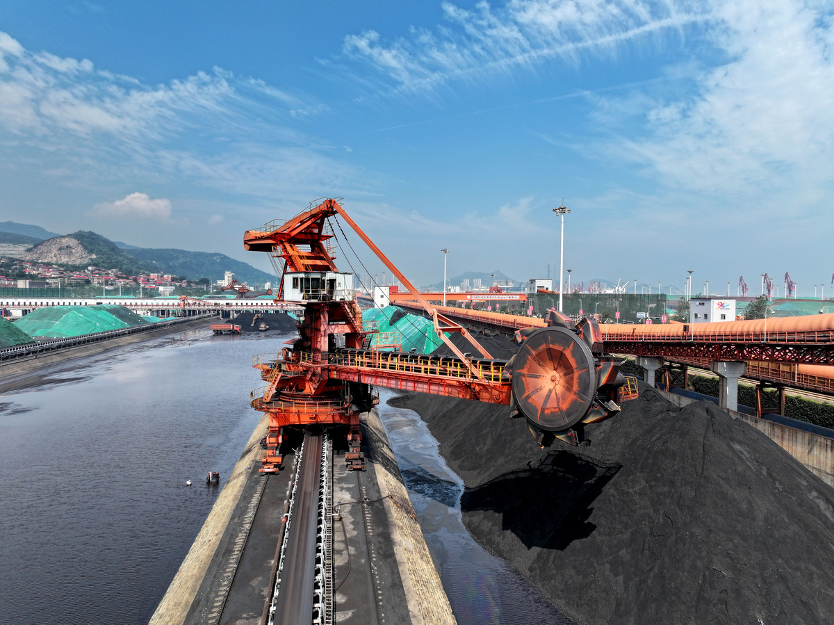 现代化煤矿先进生产技术应用与发展趋势