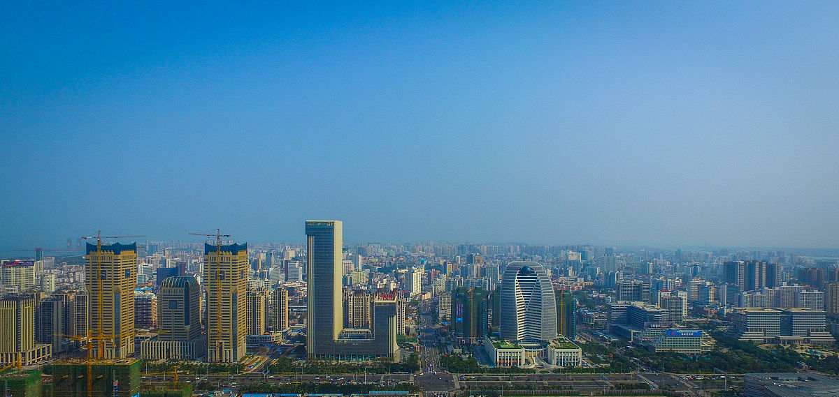 2017年03月13日,海南省海口市,海口国兴大道cbd商业中心