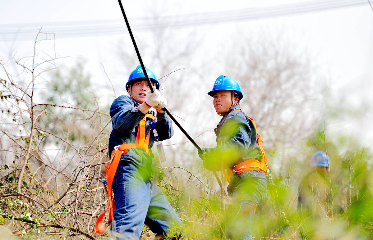 国家电网企业我们检修工区作为生产第一线部门是如何做好安全生产各项工作落实有关安全生产的各项工作要求的写一篇心得体会。