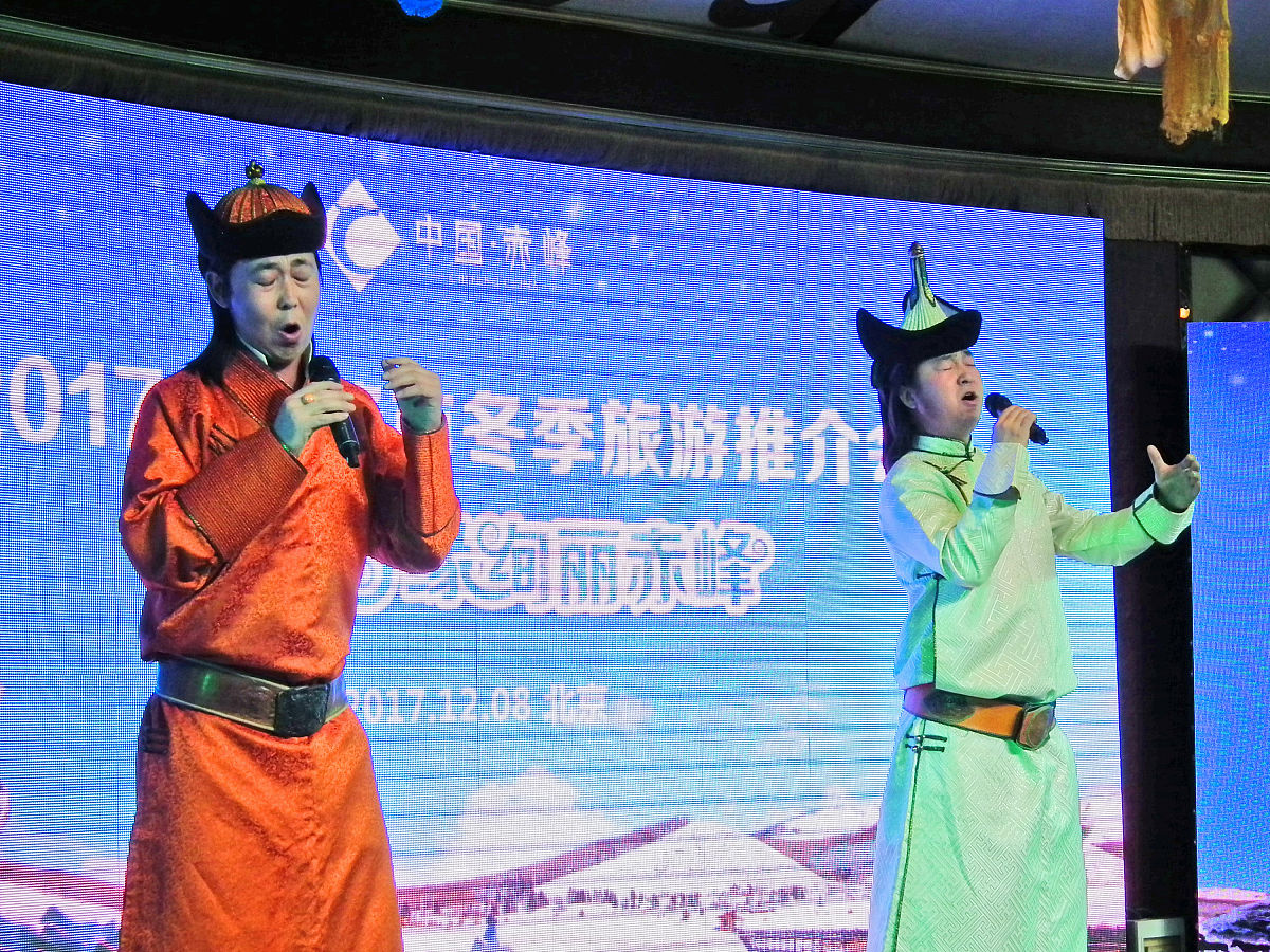 2017年12月8日,北京蒙古大营, "红色文艺轻骑兵"—乌兰牧骑队员现身北