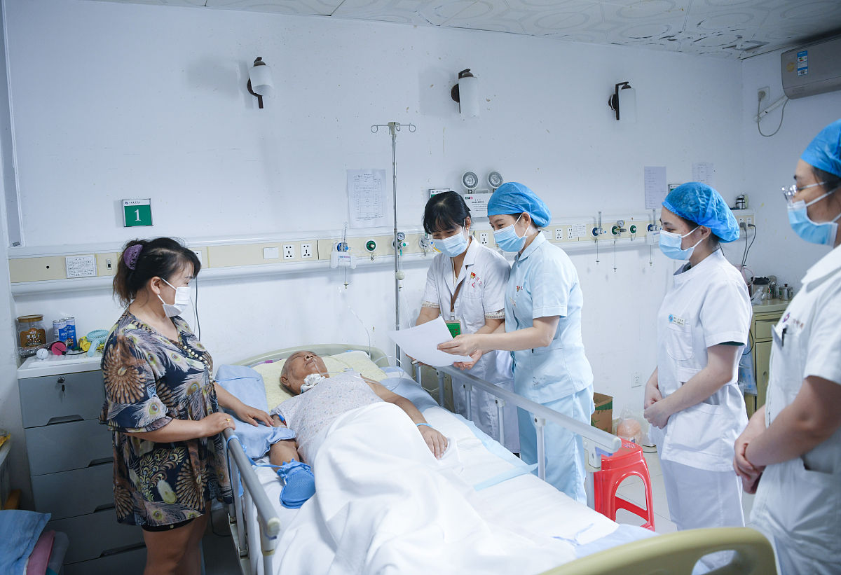 2023海南三亚市公共卫生临床中心招聘员额制人员130人公告第1号