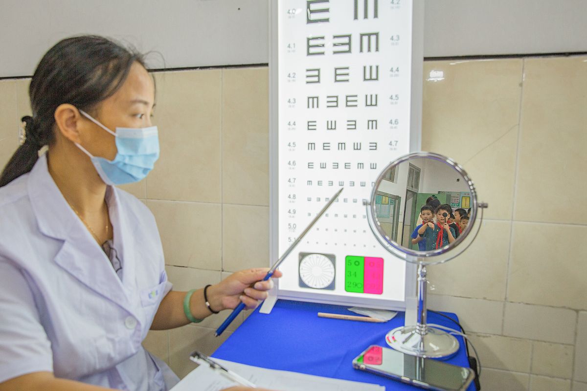 66爱眼日：不惧白内障，'睛'彩有保障 | 白内障科普直播活动