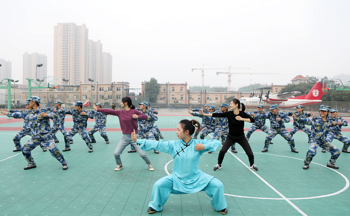 贵阳航空服务专业大专院校推荐 | 学习内容及就业前景