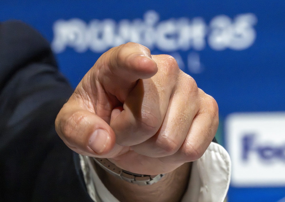 比赛容易紧张手抖