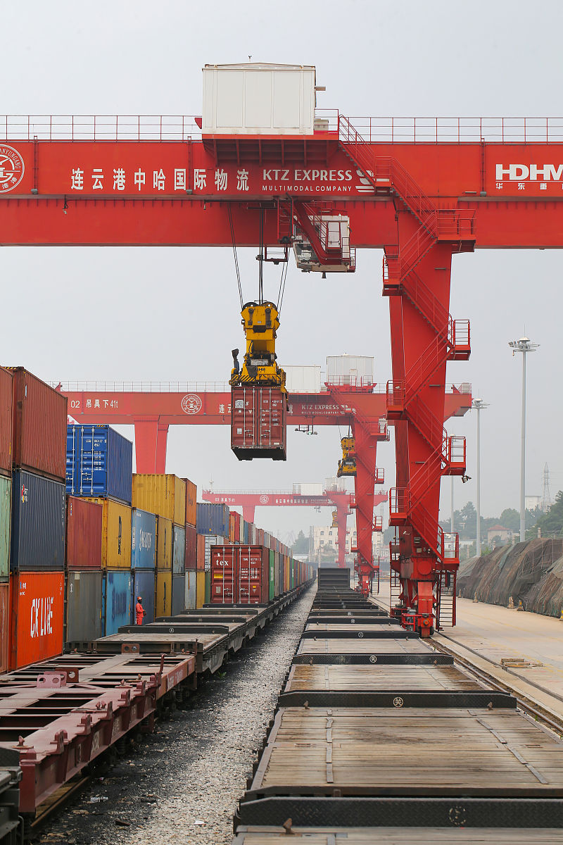 贵州省科技学校医学美容美发美甲专业怎么样？就业前景如何？