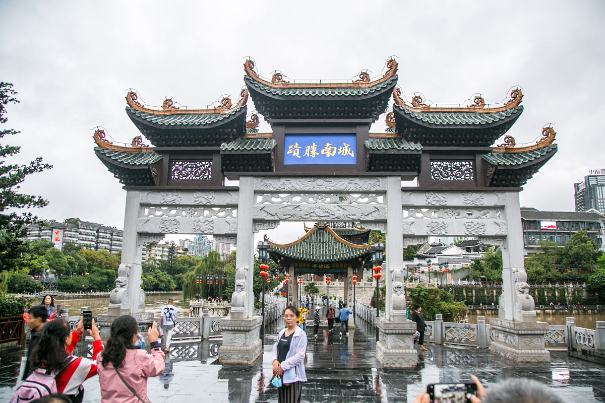 2022年贵阳英才学校旅游与酒店管理专业招生简章 | 报考指南