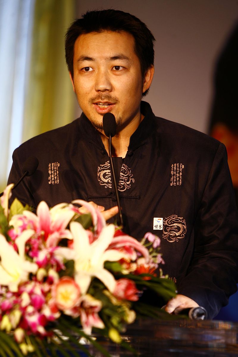 2010年3月16日,北京,中国2010年上海世博会志愿者主题歌《世界》mv开