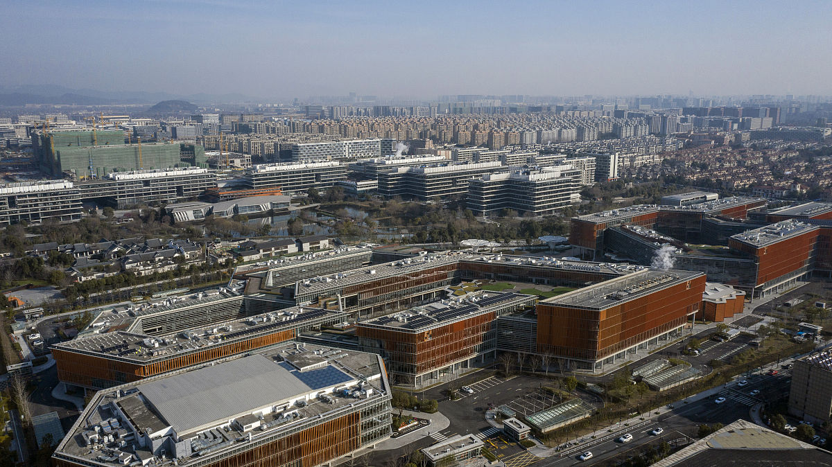 杭州临平职业高级中学2022年招生办电话：招生政策和信息查询