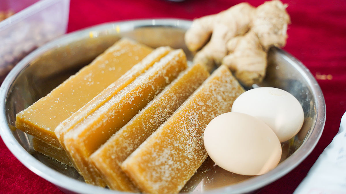 2021年1月4日,广东东莞,美食糖不甩制作过程.