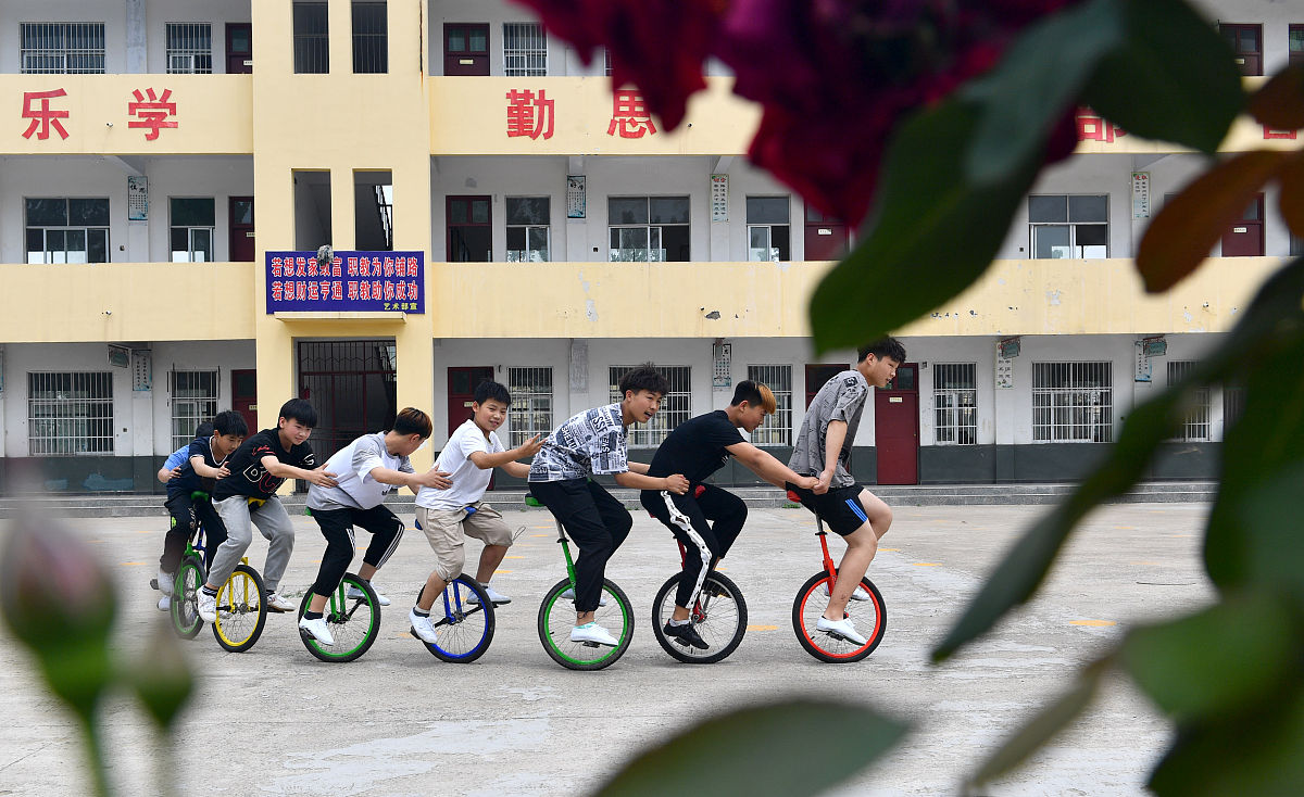 毕节哪个中专学校比较好就业