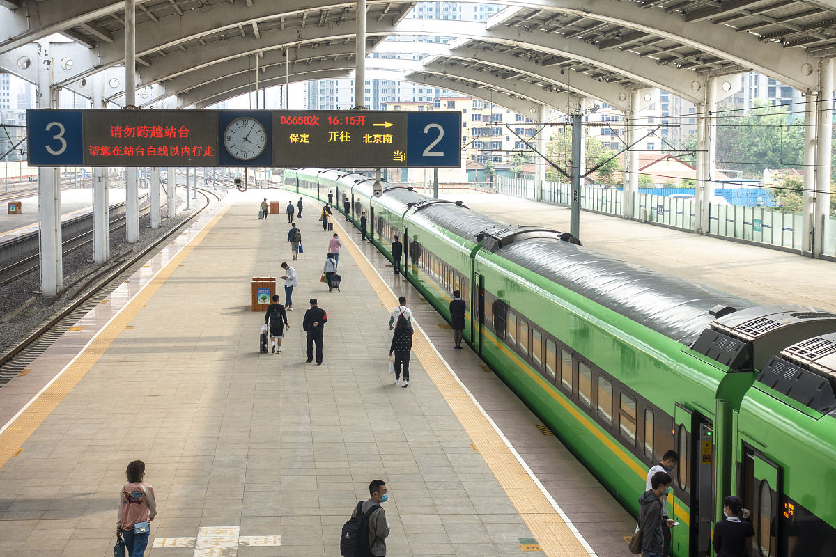 石家庄铁路学校乘务专业就业率高吗？就业前景如何？