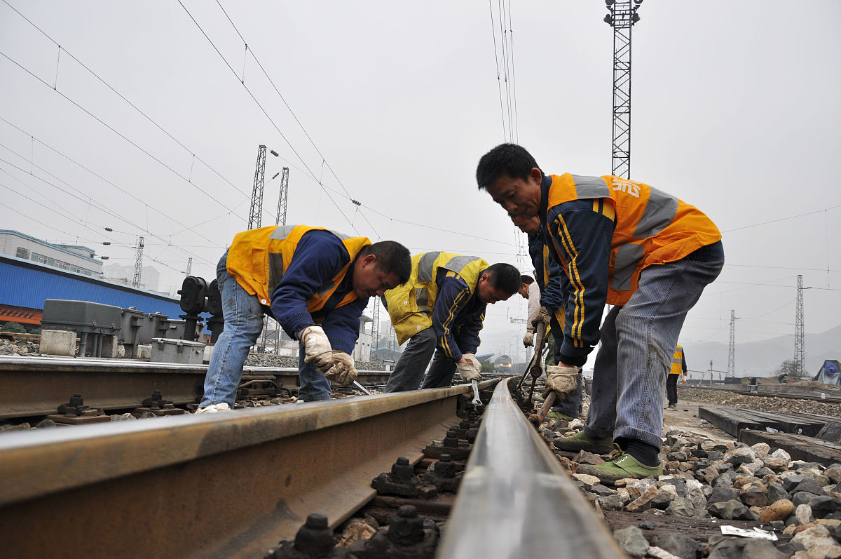 贵州省铁路技工中专学校就业安置如何？