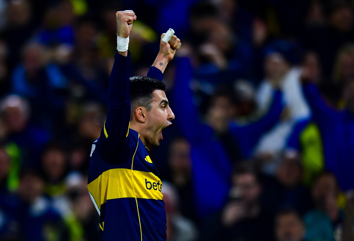 打卡下班！梅西第84分钟被换下，本场完成传射