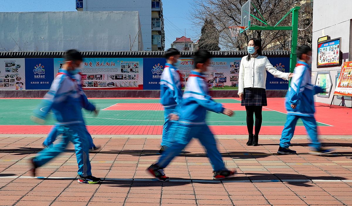 小学语文课程改革与教学创新：理论与实践的探索