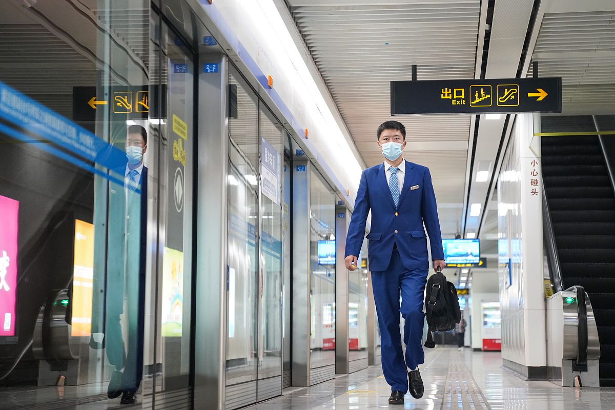 北京市劲松职业高中报考须知用