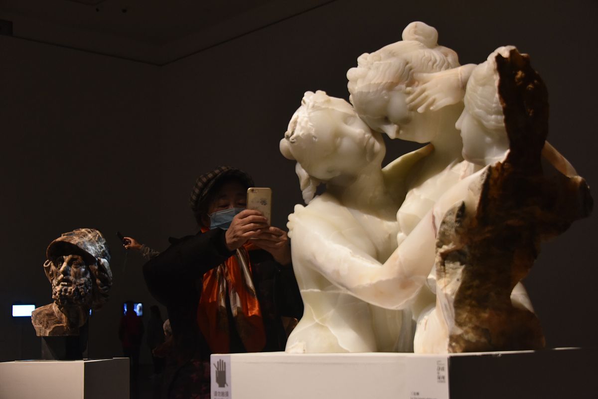 2022年1月7日,杭州, "静谧的凝视:意大利当代雕塑艺术展"在浙江美术馆