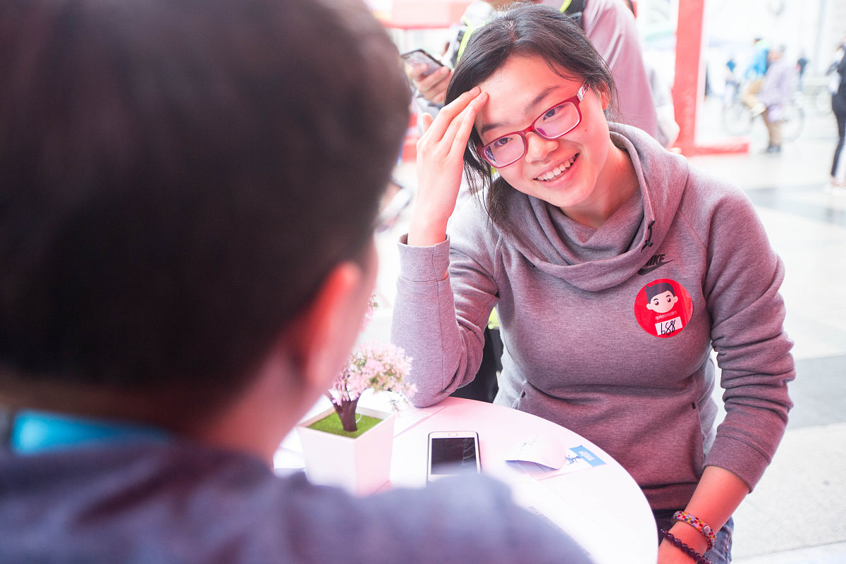 500字关于大学生顶岗实习的周记第二周工作内容是瓷砖切割