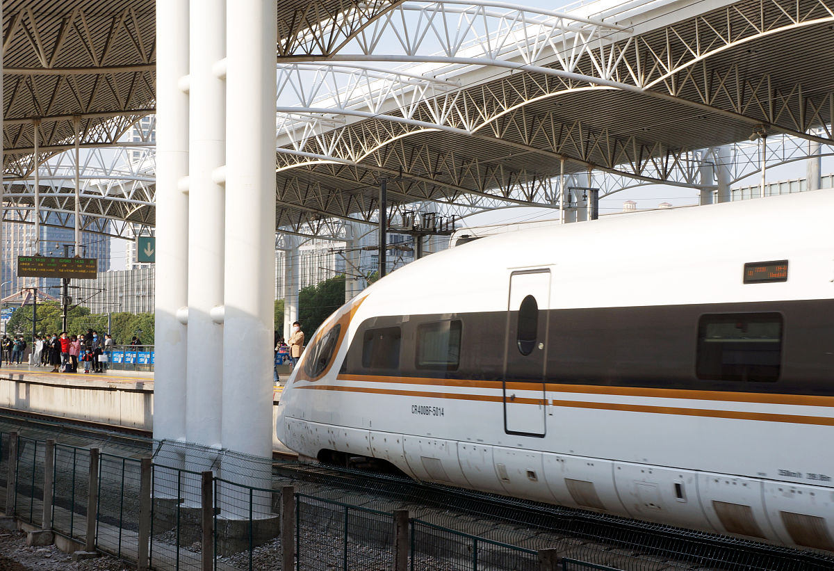 云南省普洱市最好的高铁学校-好不好