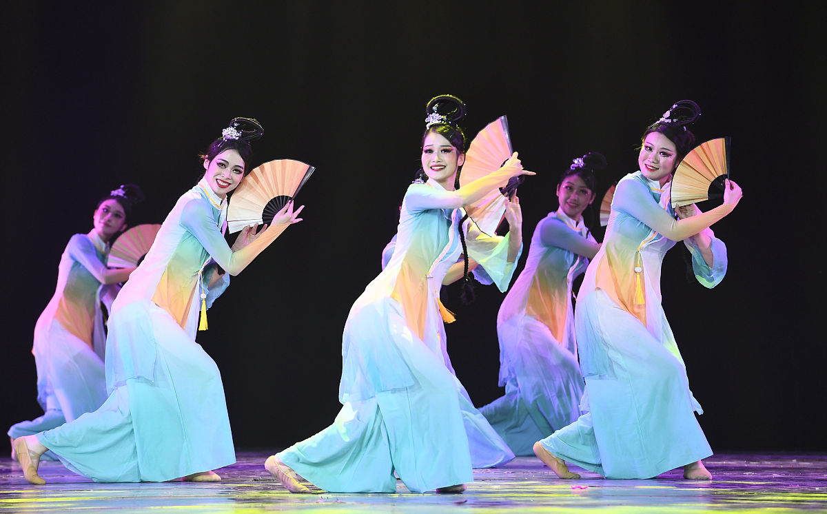 重庆旅游职业学院舞蹈表演专业招生：开启你的舞台梦想