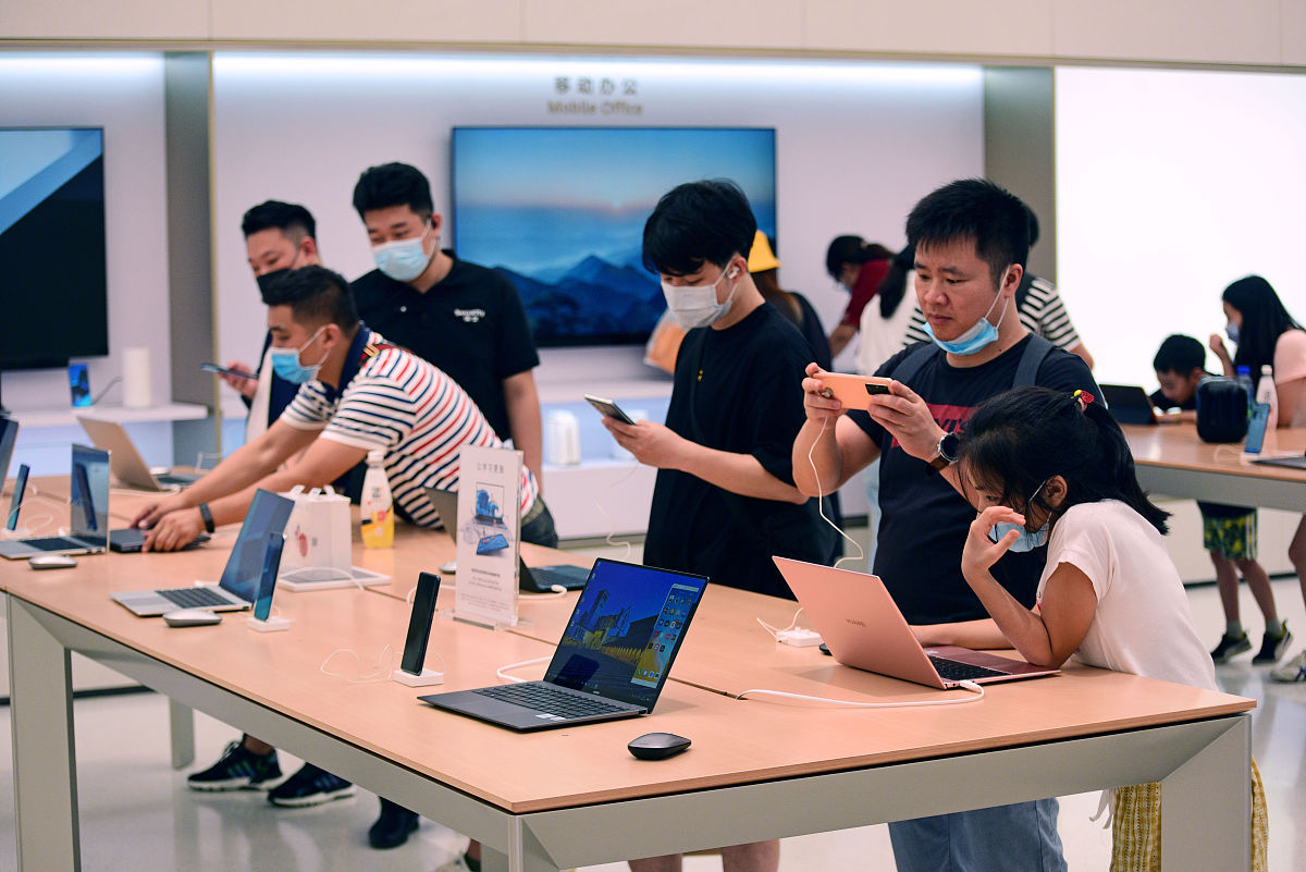 Mobile Phones in Campus: A Double-Edged Sword