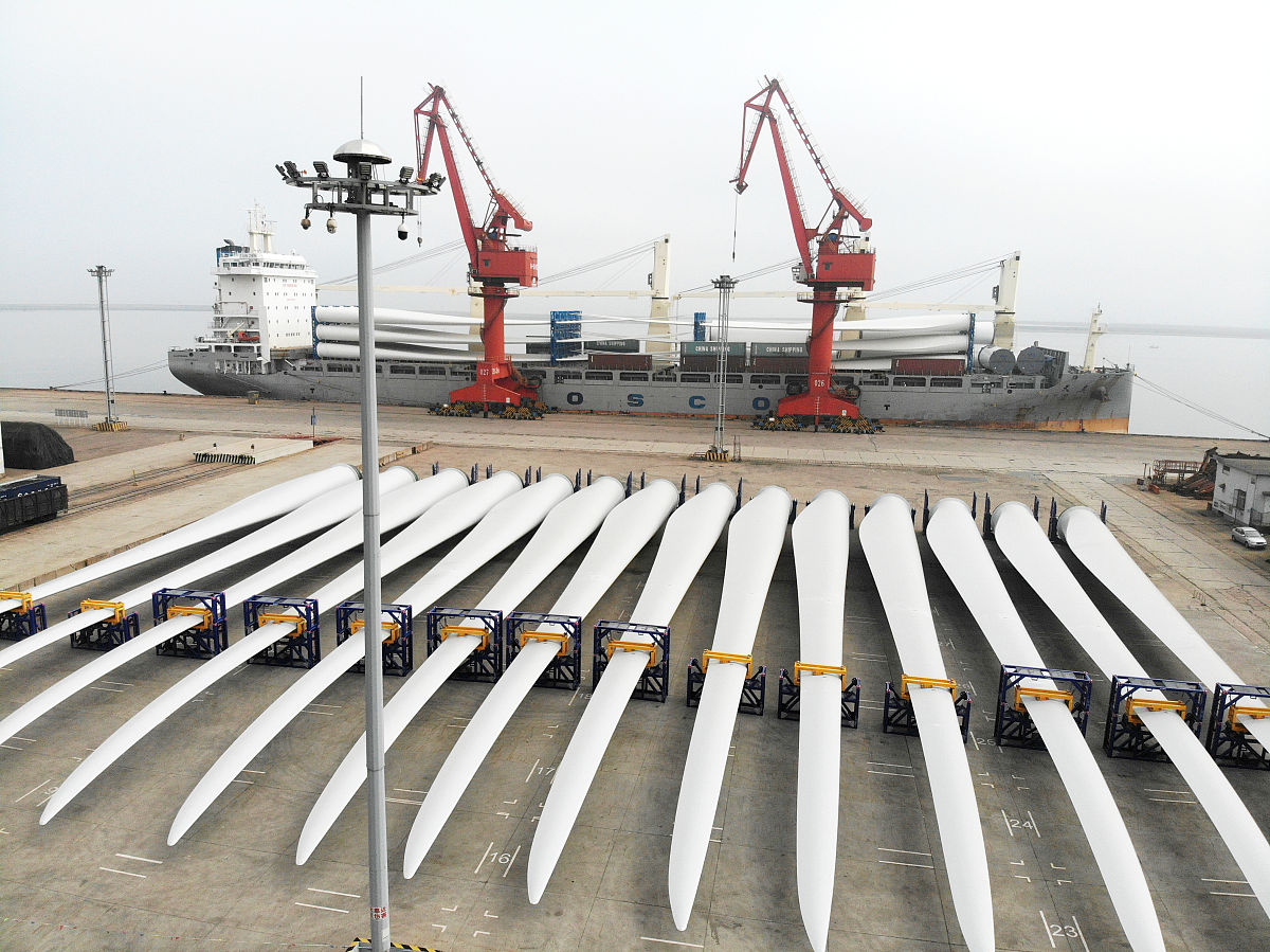 如何控制风电叶片制造过程的质量比如端面褶皱问题暗影褶皱问题和漏气问题？