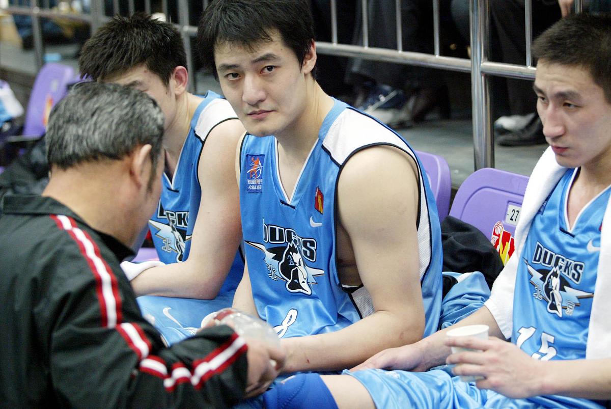 2004年2月18日,辽宁辽阳,03/04cba保级战,辽宁盼盼94-101北京万丰.北