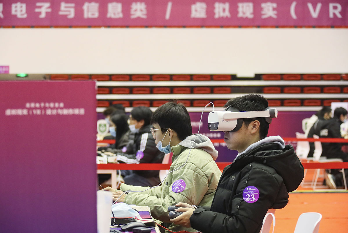 贵阳计算机学校学游戏设计：前景与挑战