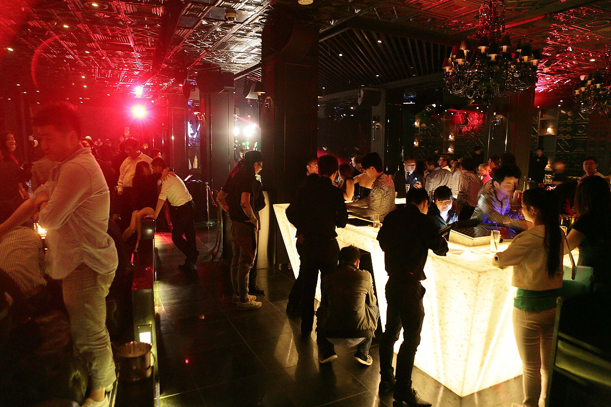 校园约会吧：丰富多彩的体验活动，增进感情，了解彼此